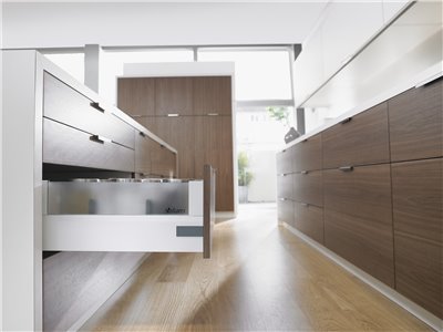  blum 帝寶高高玻璃側牆 D-23b